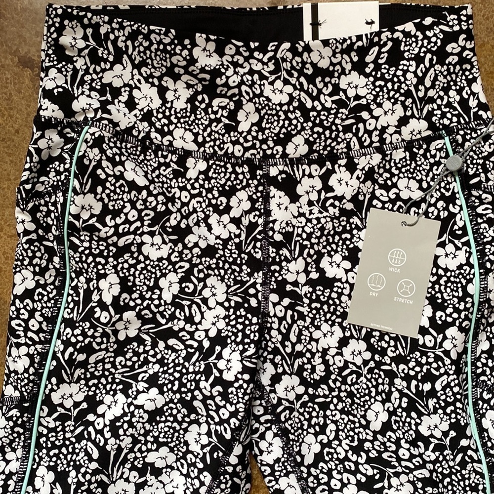 Dkny SPORT black and white floral print 7/8 length High Waist tight Leggings